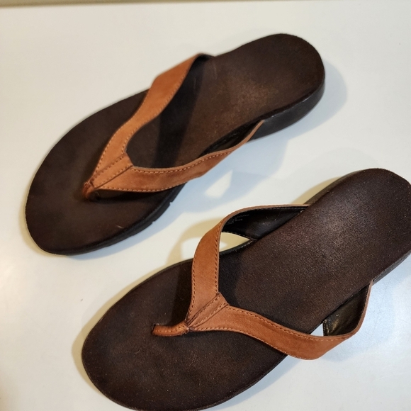 WOMEN'S Caramel Leather Upper Flat Cushioned Thong Sandals size 10 - Picture 11 of 14